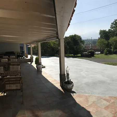 Sebrenu * Sebreño